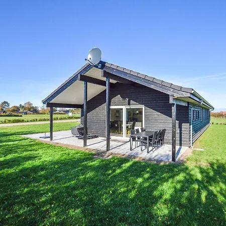 Holiday home Four-bedroom Holiday In *