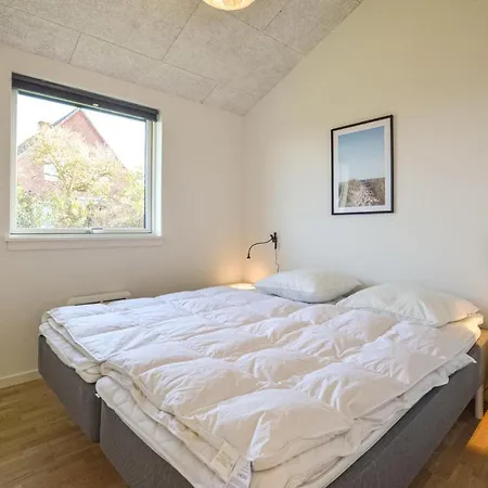 Four-bedroom Holiday In Holiday home